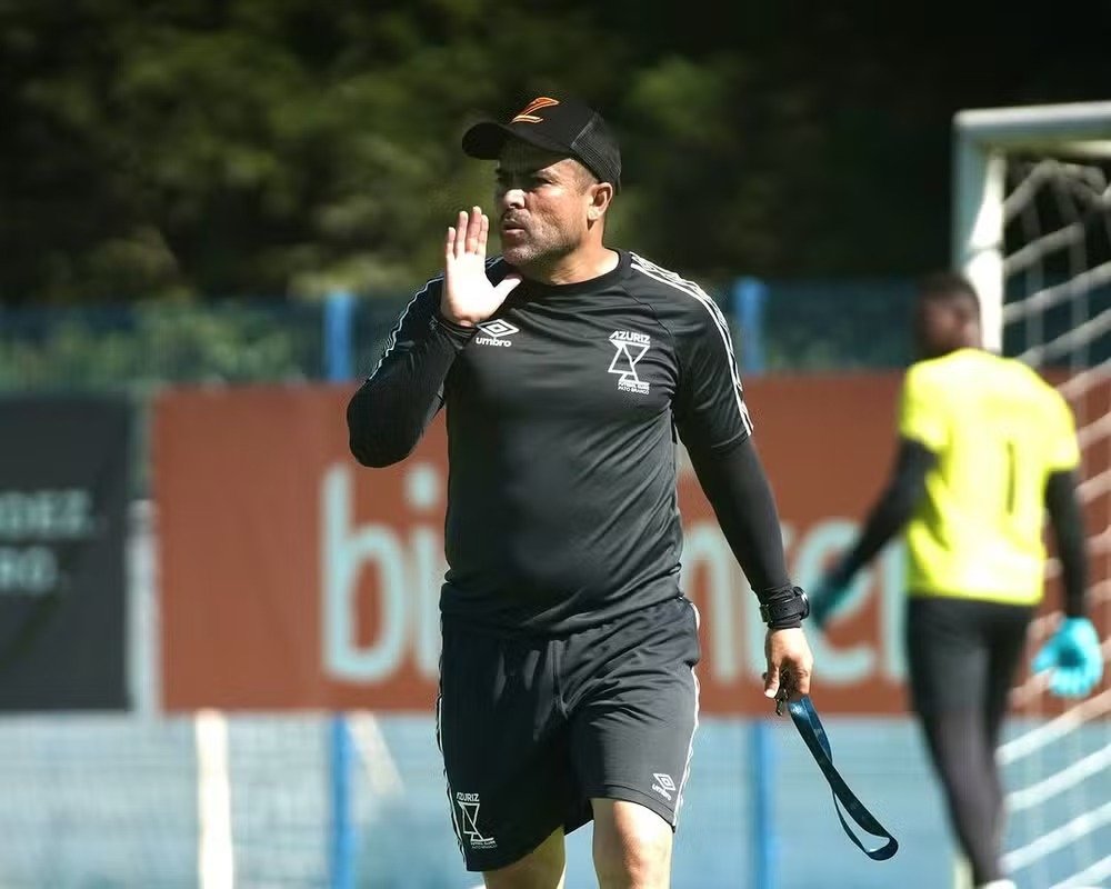 Cícero Júnior chega ao Uberlândia vindo do Azuriz seu último clube - Foto: Mauricio Moreira / Azuriz