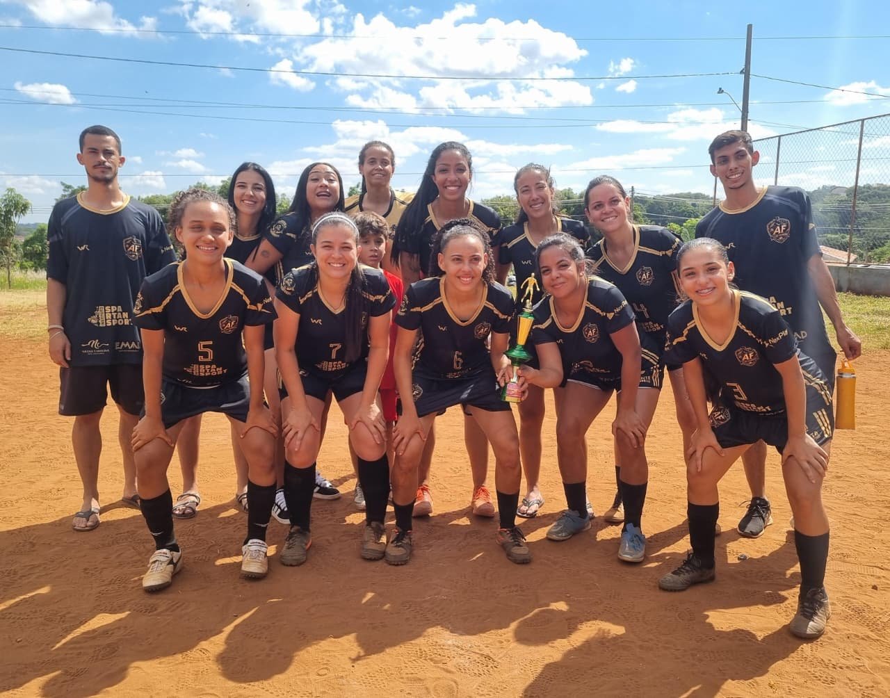 A equipe do Alfredo Freire Futsal campeã do Terrão Delas - Foto: Divulgação