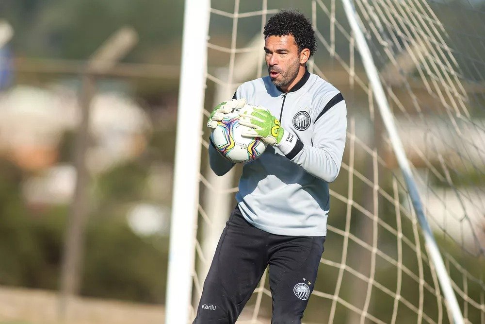 Goleiro Tiago Braga no Itabirito