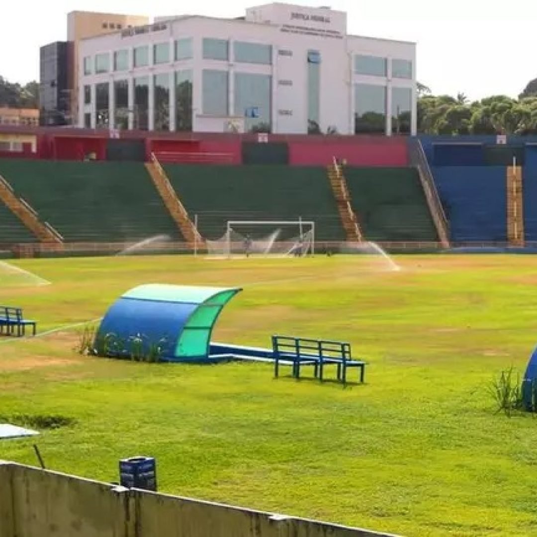 O Uberaba realizou treino coletivo no Uberabão encerrando atividades antes da partida diante da URT - Foto: Prefeitura de Uberaba/Divulgação