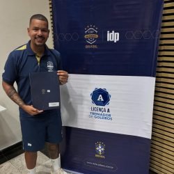 Fábio Guedes conquista Licença A da CBF como Treinador de Goleiros - Foto: @fabioguedes