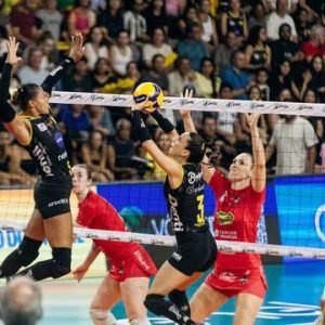 Praia Clube supera Maringá e segue para a Semifinal da Superliga Feminina de Vôlei - Foto: Eliezer Esportes
