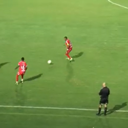 Uberaba e Varginha ficaram na igualdade no Estádio Melão na cidade de Varginha - Foto/Imágem: Reprodução TV FMF