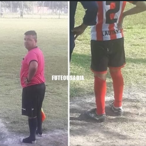 Árbitro Assistente surpreende na Liga de Futebol Moreno ao ajudar jogador sem chuteiras durante partida em Buenos Aires