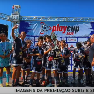 Premiação Olé Brasil/EC Meia Noite - Campeão Sub-13 - Foto/Imagem: Play Cup/setenosesportes