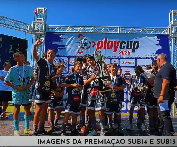Premiação Olé Brasil/EC Meia Noite - Campeão Sub-13 - Foto/Imagem: Play Cup/setenosesportes