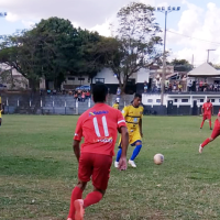 O AREM (de vermelho) conquistou grande vitória diante do Boca Junior - Foto: Lukinha
