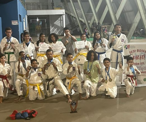 Equipe de karatê Budokan/Funel foi destaque nas Olimpíadas de Primavera do Uirapuru Iate Clube - Foto: Sensei Oscar