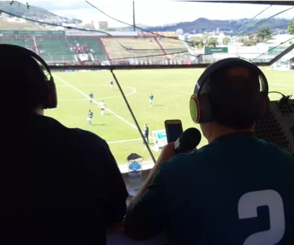 CBF veta imagens de narradores em cabines e muda padrão das transmissões de rádio nos Estádios de Futebol