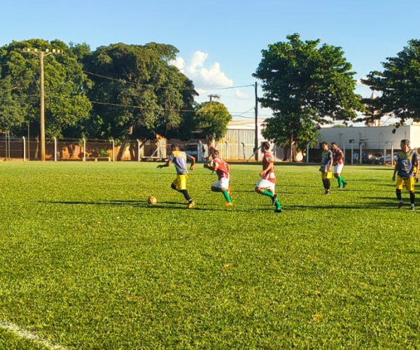 Água Compridense e Madureira fizeram jogo de muito equilíbrio em Água Comprida - Foto: Divulgação