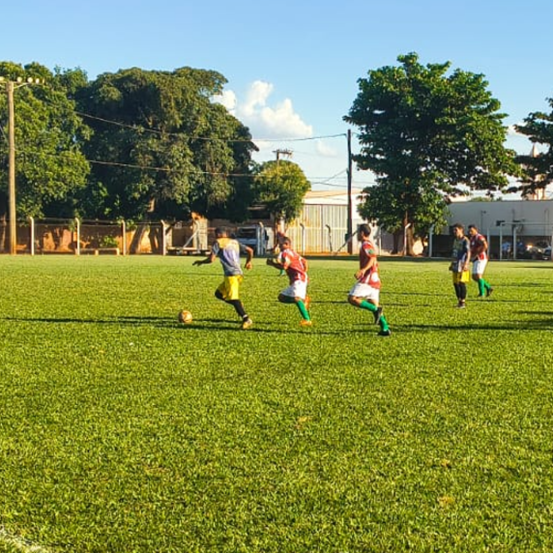 Água Compridense e Madureira fizeram jogo de muito equilíbrio em Água Comprida - Foto: Divulgação
