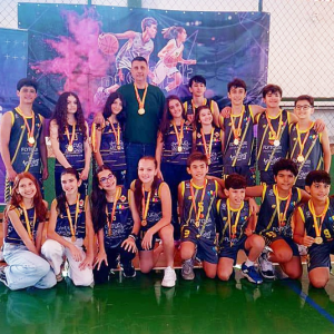Colégio Jean Christophe é Ouro no Basquete Masculino e Feminino da Etapa Microrregional dos JEMG - Foto: Divulgação
