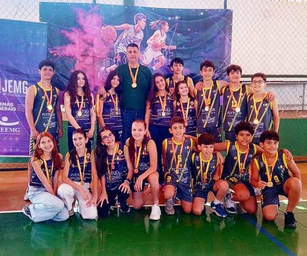 Colégio Jean Christophe é Ouro no Basquete Masculino e Feminino da Etapa Microrregional dos JEMG - Foto: Divulgação