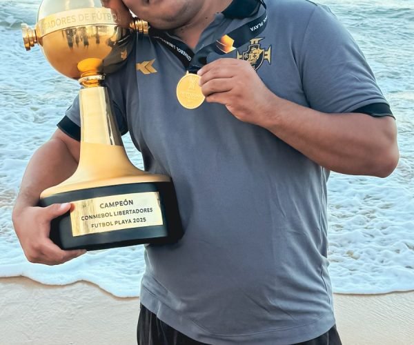 Uberabense conquista a América com o Vasco e celebra título histórico na Libertadores Futebol de Areia