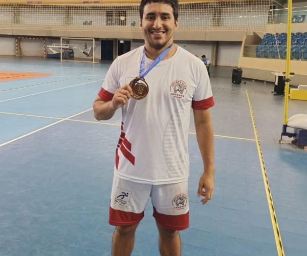 Douglas Ribeiro do Jocky Club é bronze na Copa do Brasil de Peteca - Foto: Divulgação
