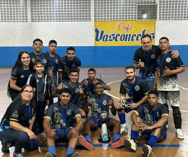 A equipe uberabense Lion fica com o vice da 6ª Copa Uberlândia de Futsal - Foto: Divulgação/Organização da Competição