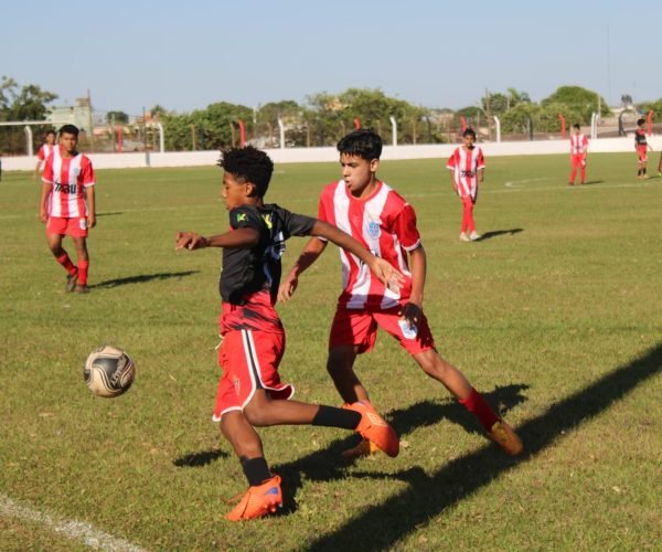 No Antônio Próspero, o Bom Retiro não tomou conhecimento do Atlético aplicando uma sonora goleada por 8 a 0 - Foto: Renata Frazão/Bom Retiro