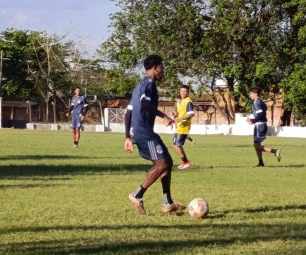 Treinamentos no Nacional com foco total para o jogo diante do Passos - Foto: Ligeirinho