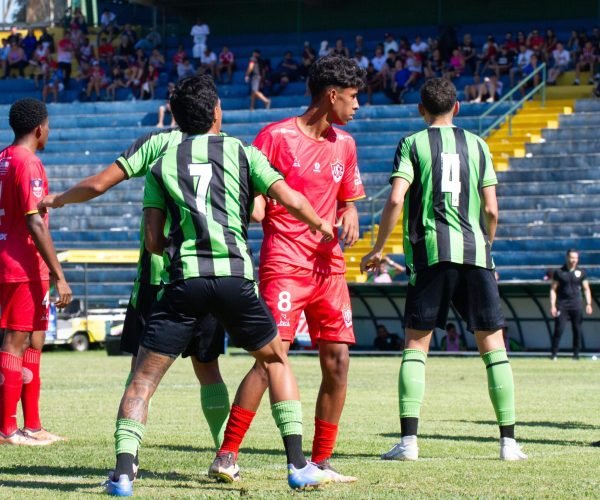 Uberaba e América ficaram no 2 a 2 pelo Mineiro Sub-20 - Foto: @vh_kos