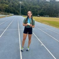 Vitória Ferreira atleta uberabense foi vice dos 10 metros e campeã dos 5 mil e 3 mil metros rasos no Mineiro de Atletismo de Juiz de Fora/MG - Foto: Divulgação/Atleta