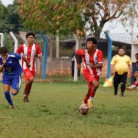 O Bom Retiro (vermelho e branco) conquistou grande vitória diante do Independente. - Foto: @ativalente