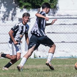 Vila Nova (calção branco) e Nacional fazem o segundo duelo decisivo do Campeonato Juvenil - Foto: vh_koz fotografia