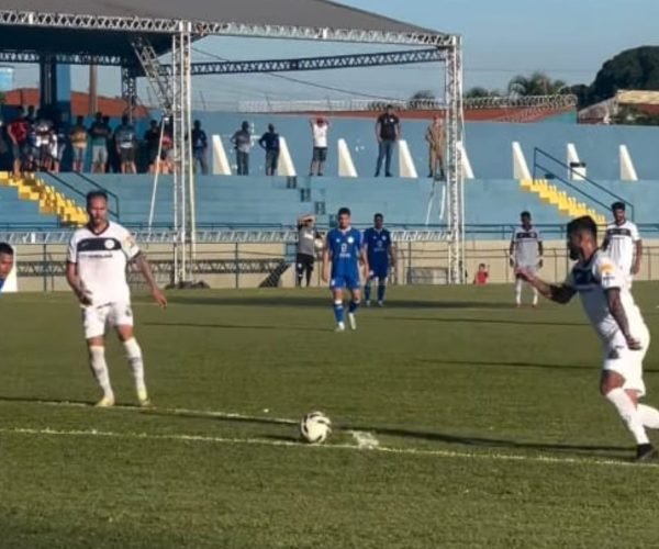 O Itabirito conquistou bom resultado ao empatar em 0 a 0 diante do Goiatuba na cidade de Goiatuba/GO - Foto: Instagram/itabiritofc