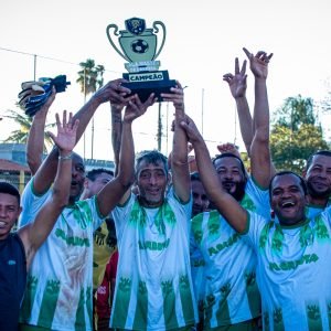 Equipe do Floresta FC da cidade de Igarapava/SP, grande vencedor da Taça Master 2025 - Foto: @vh_kos