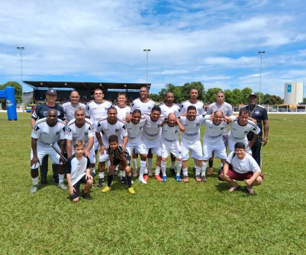 Equipe de Veteranos do Nacional Futebol Clube que venceu a Seleção de Craques na cidade de Miguelópolis/SP - Foto: Divulgação