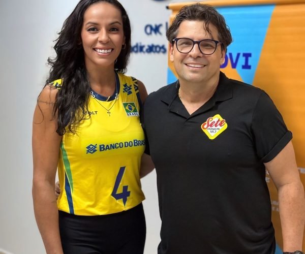 Lenda do Vôlei Inspira Nova Geração em Uberaba