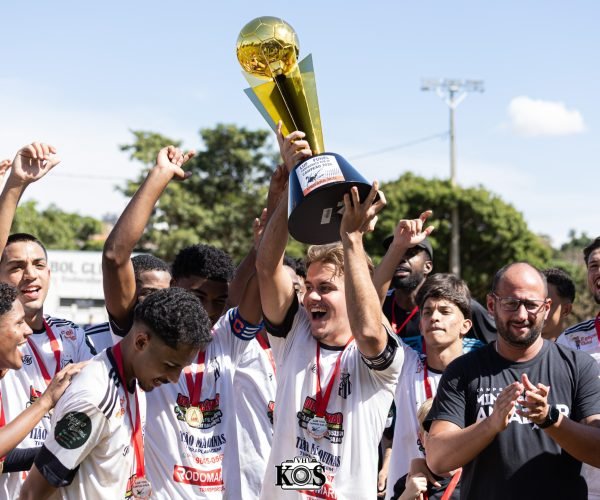 Vila Nova, grande campeão Júnior 2026 de Uberaba - Foto: @vh_koz