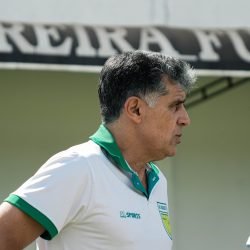 Paracatu e o técnico Wallace Lemos seguem juntos por mais uma temporada