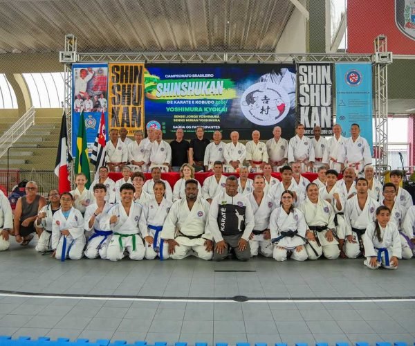 Associação Jovem Vencedor/Dojo Tekken celebra cinco anos com primeiros faixas-pretas e nove medalhas no Campeonato Brasileiro