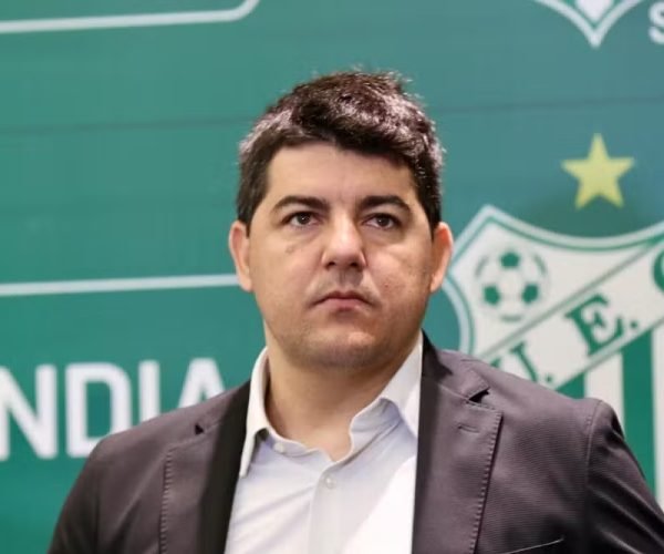 O Uberlândia EC recebeu do investidor Fábio Mineiro proposta para se transformar em SAF - Foto: Welton Neves/Uberlândia