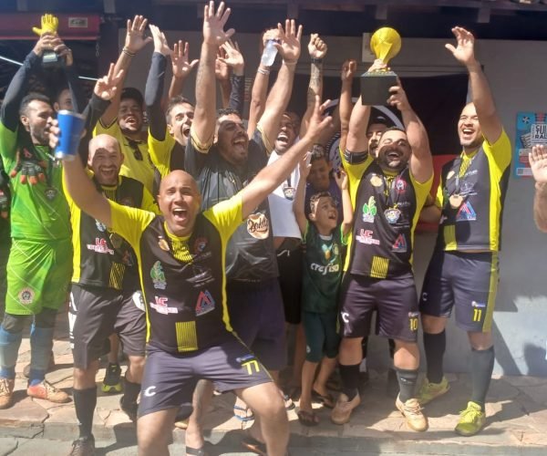 Copa Início de Futebol “Vandinho” chega ao fim em grande estilo