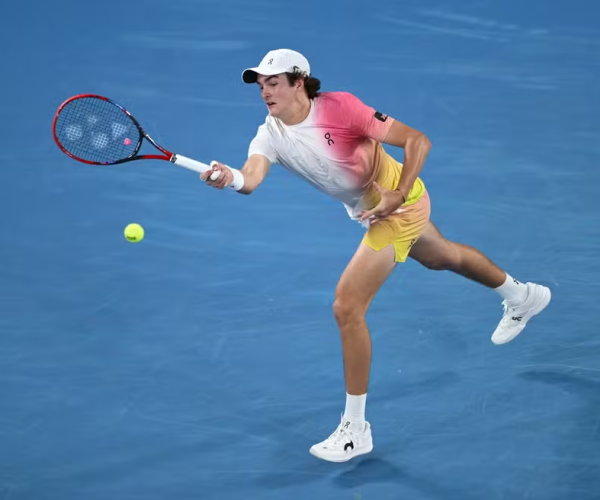 João Fonseca na estreia no Australian Open — Foto: Hannah Peters/Getty Images