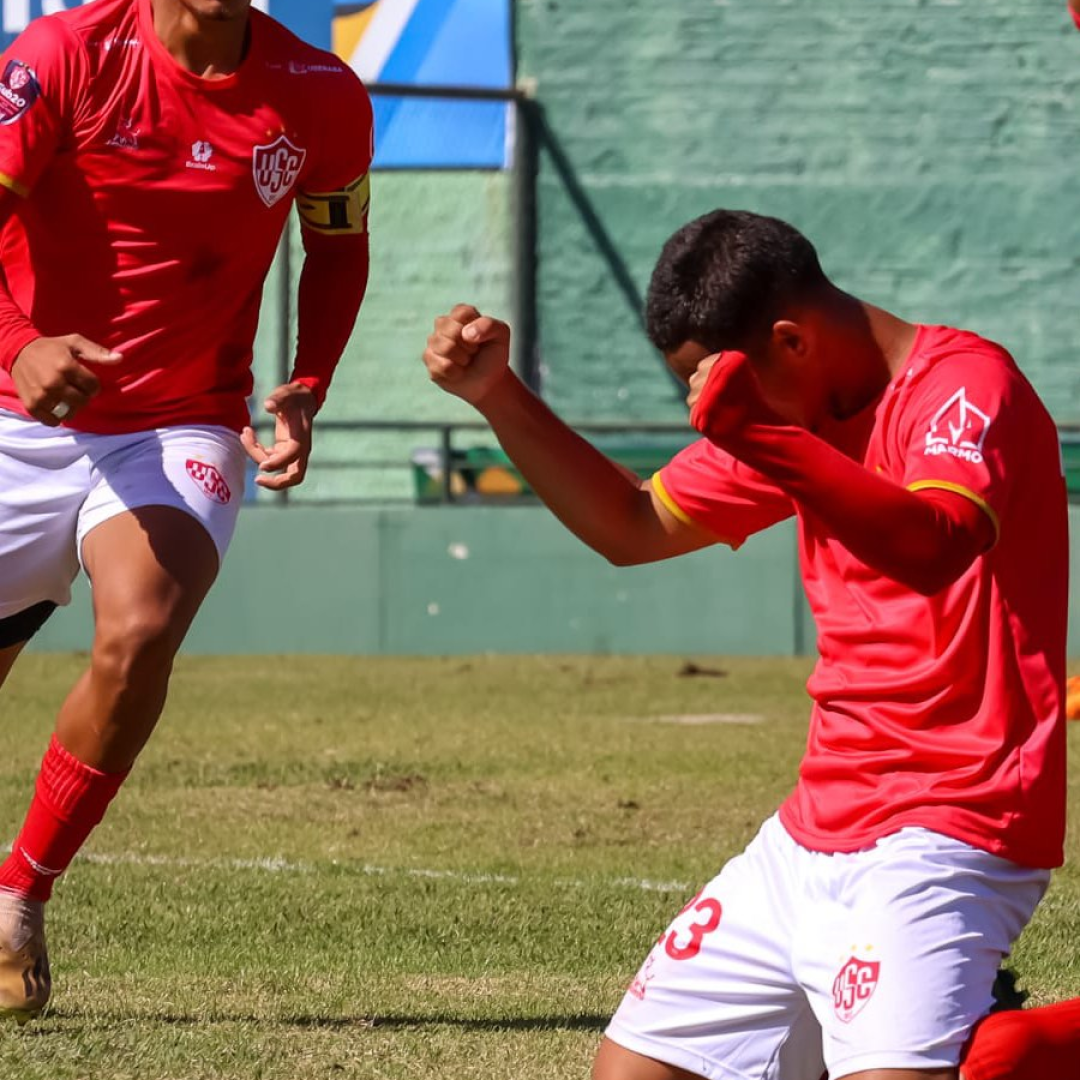 Uberaba sub20 comemora vitória sob o Cruzeiro: 2 a 1 - Foto: Diego Martins