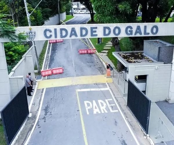 Elenco de profissionais do Atlético tem retorno às atividades adiado para 30 de junho - Foto:  Pedro Souza/Atlético-MG