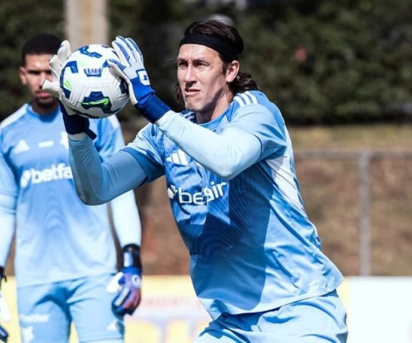 Goleiro Cássio vem se destacando na defesa do Cruzeiro na atual temporada - Foto: Gustavo Aleixo/Cruzeiro