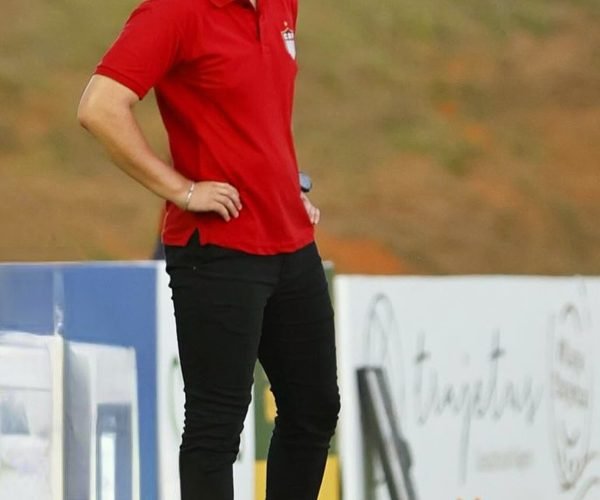 Vitor Bill no comando técnico da Patrocinense em 2025 - Foto: Instagram do Treinador