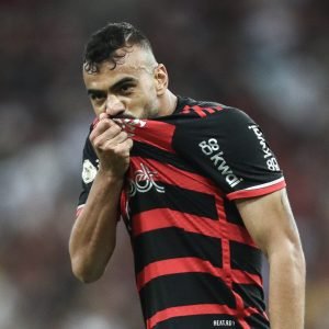 Fabrício Bruno atuando pelo Flamengo - Foto: Marcelo Cortes/CRF