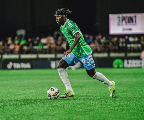 Georgi Minoungou atuando pelo Seattle Sounders FC - Foto: soundersfc.com.br