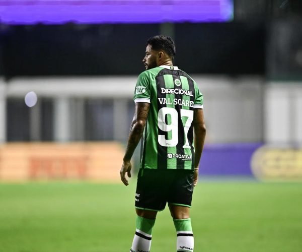 América/MG vê crise crescer com nova baixa no elenco