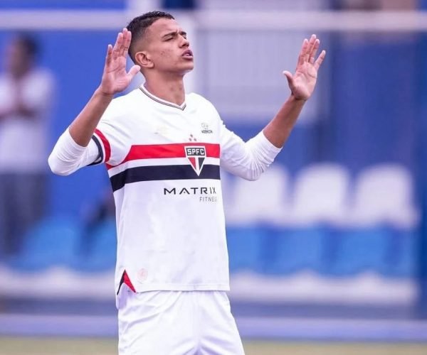 Zagueiro do São Paulo Sub-20, Luis Osório - Foto: Divulgação/São Paulo