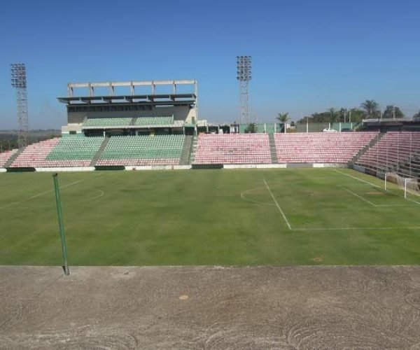 O Estádio Bernardo Rubinger de Queirós em Patos de Minas, será palco de uma partida importante entre Mamoré e Ipatinga - Foto: patoshoje.com.br