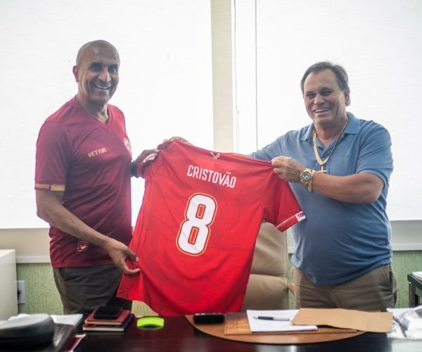 Tombense apresenta Cristóvão Borges como treinador para a próxima temporada - Foto: @tombensefc