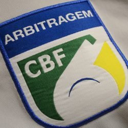 CBF profissionaliza arbitragem e define equipe fixa para o Brasileirão 2026