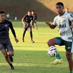 Araxá Esporte vence Uberlândia em jogo-treino e mostra força antes da estreia