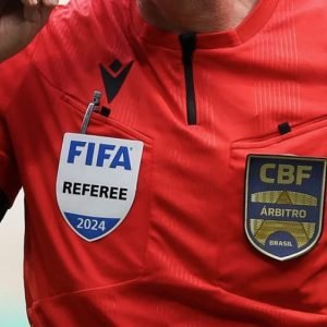 CBF oficializa profissionalização da arbitragem e muda o jogo do apito na Série A