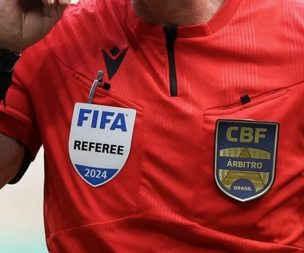 CBF oficializa profissionalização da arbitragem e muda o jogo do apito na Série A